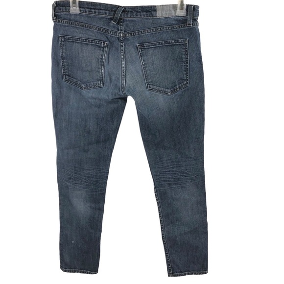 Textile Elizabeth and James Mid-Rise Debbie Distressed Jeans Sz 28 - Picture 3 of 9